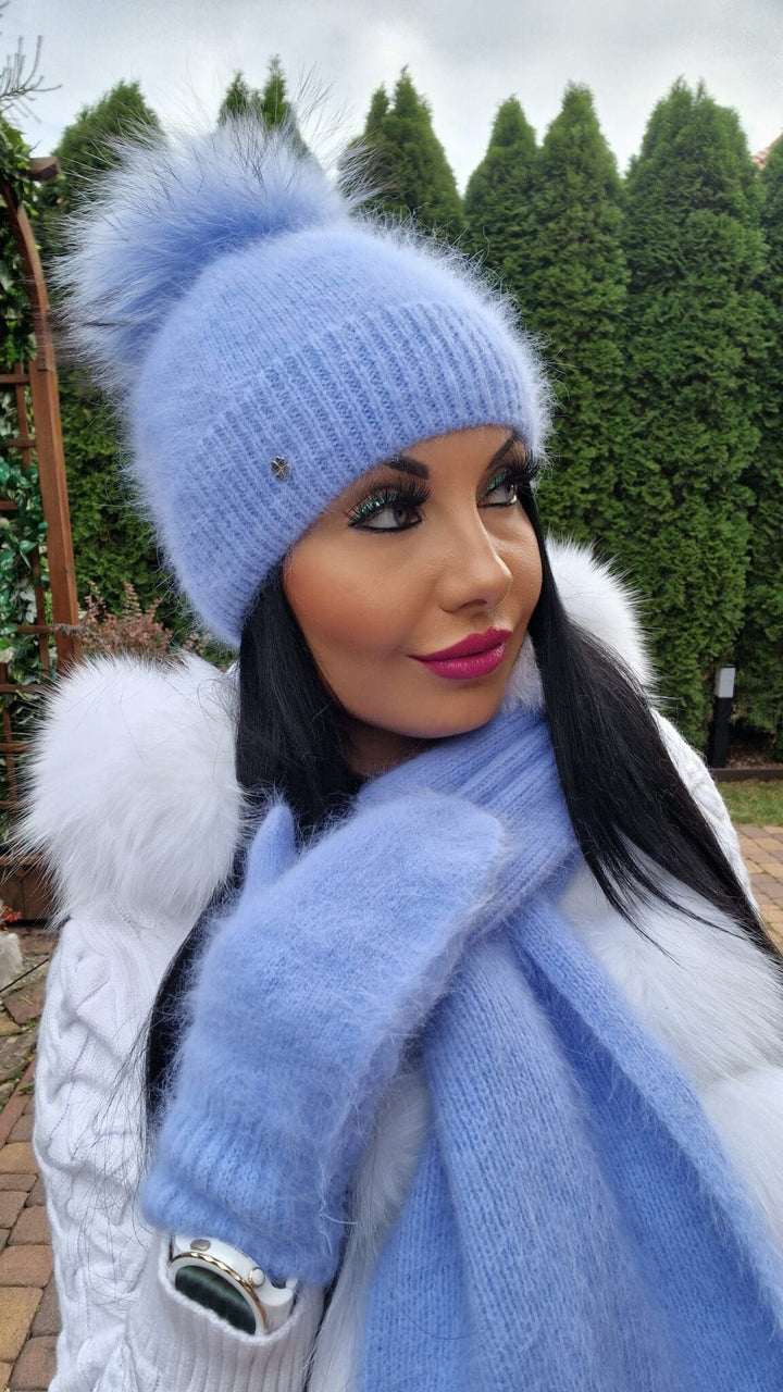 Czapka zimowa WANESA z pomponem narutalnym