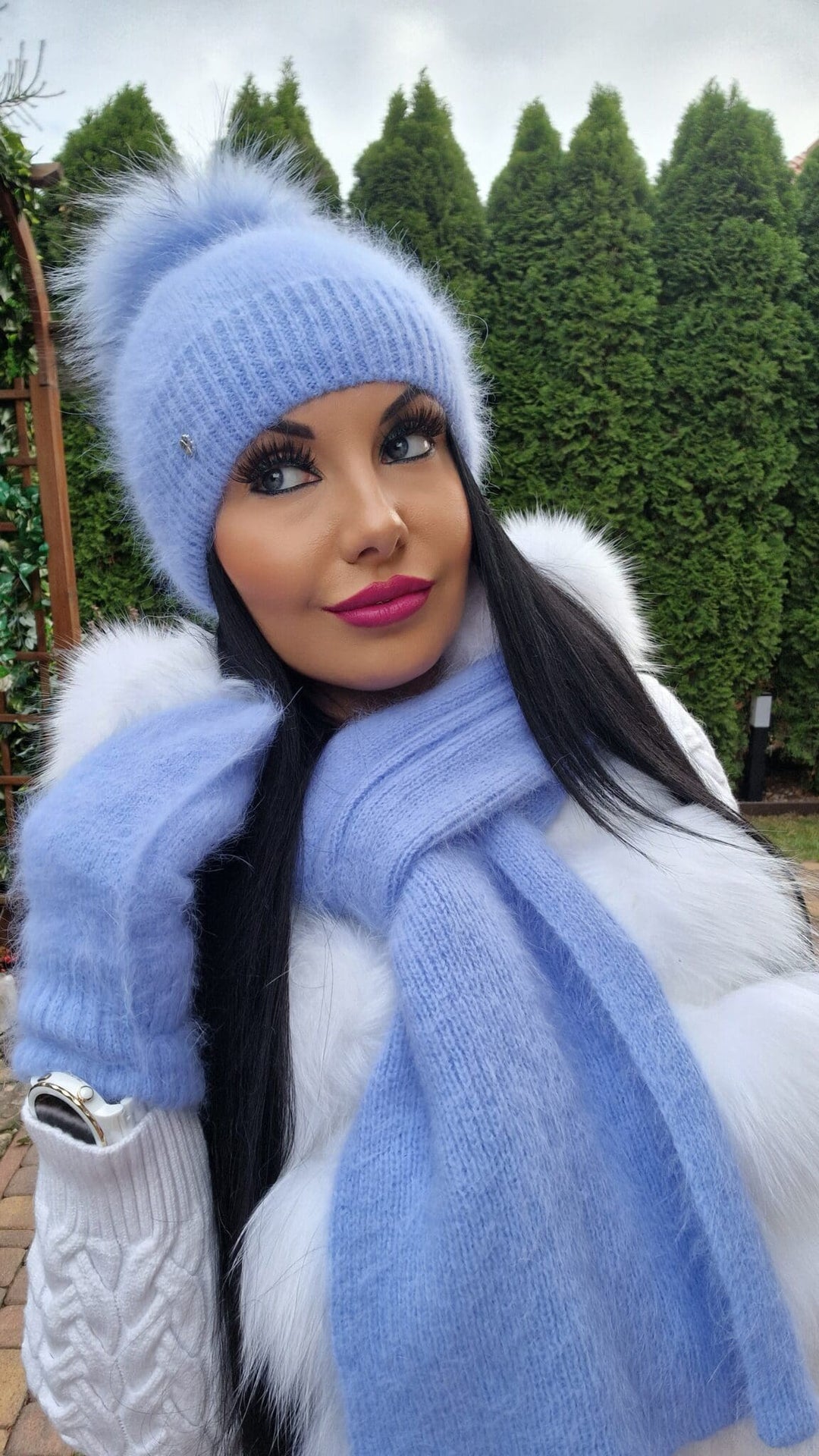 Czapka zimowa WANESA z pomponem narutalnym