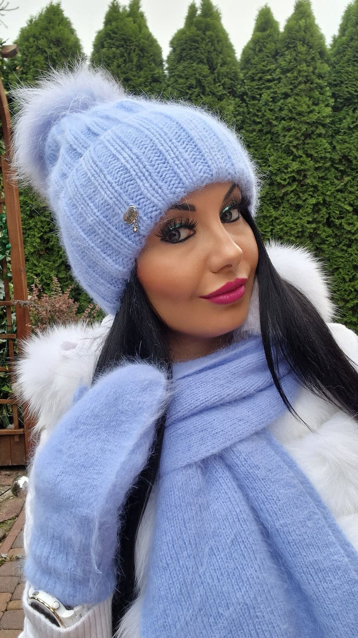 Czapka zimowa JESICA z pomponem narutalnym