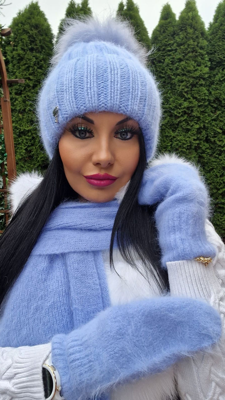 Czapka zimowa JESICA z pomponem narutalnym