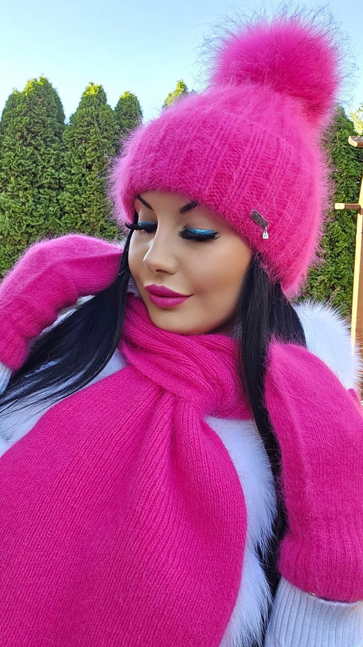 Czapka zimowa JESICA z pomponem narutalnym