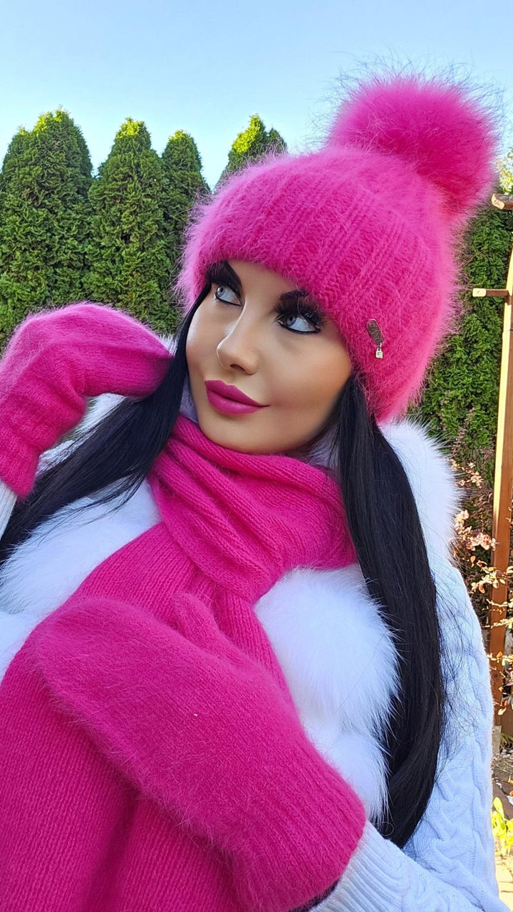 Czapka zimowa JESICA z pomponem narutalnym