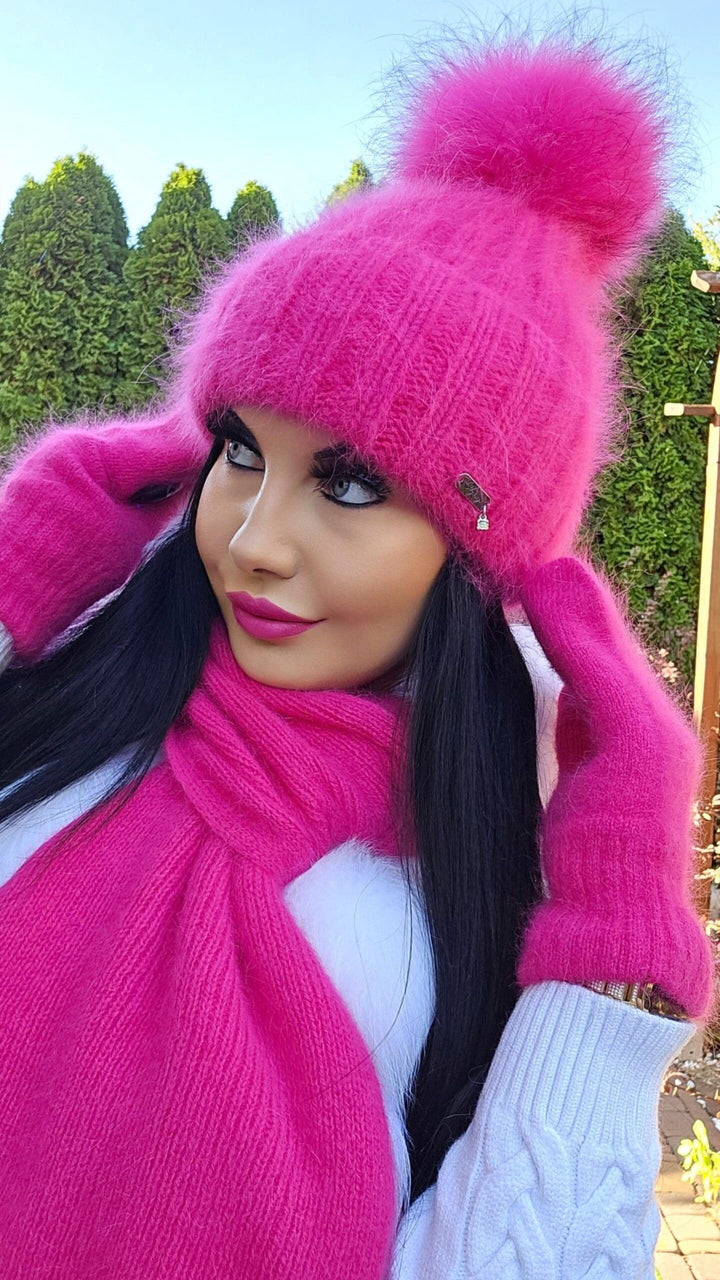 Czapka zimowa JESICA z pomponem narutalnym