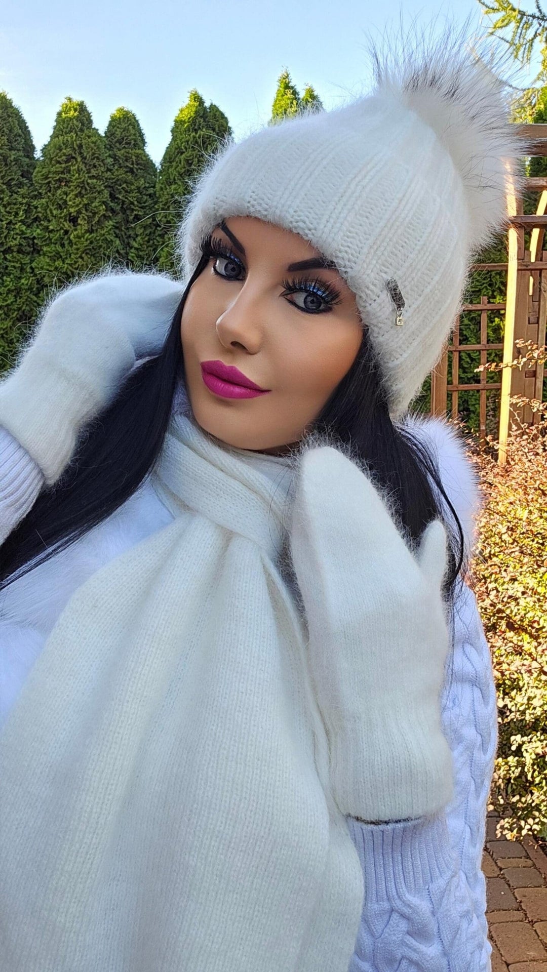 Czapka zimowa JESICA z pomponem narutalnym