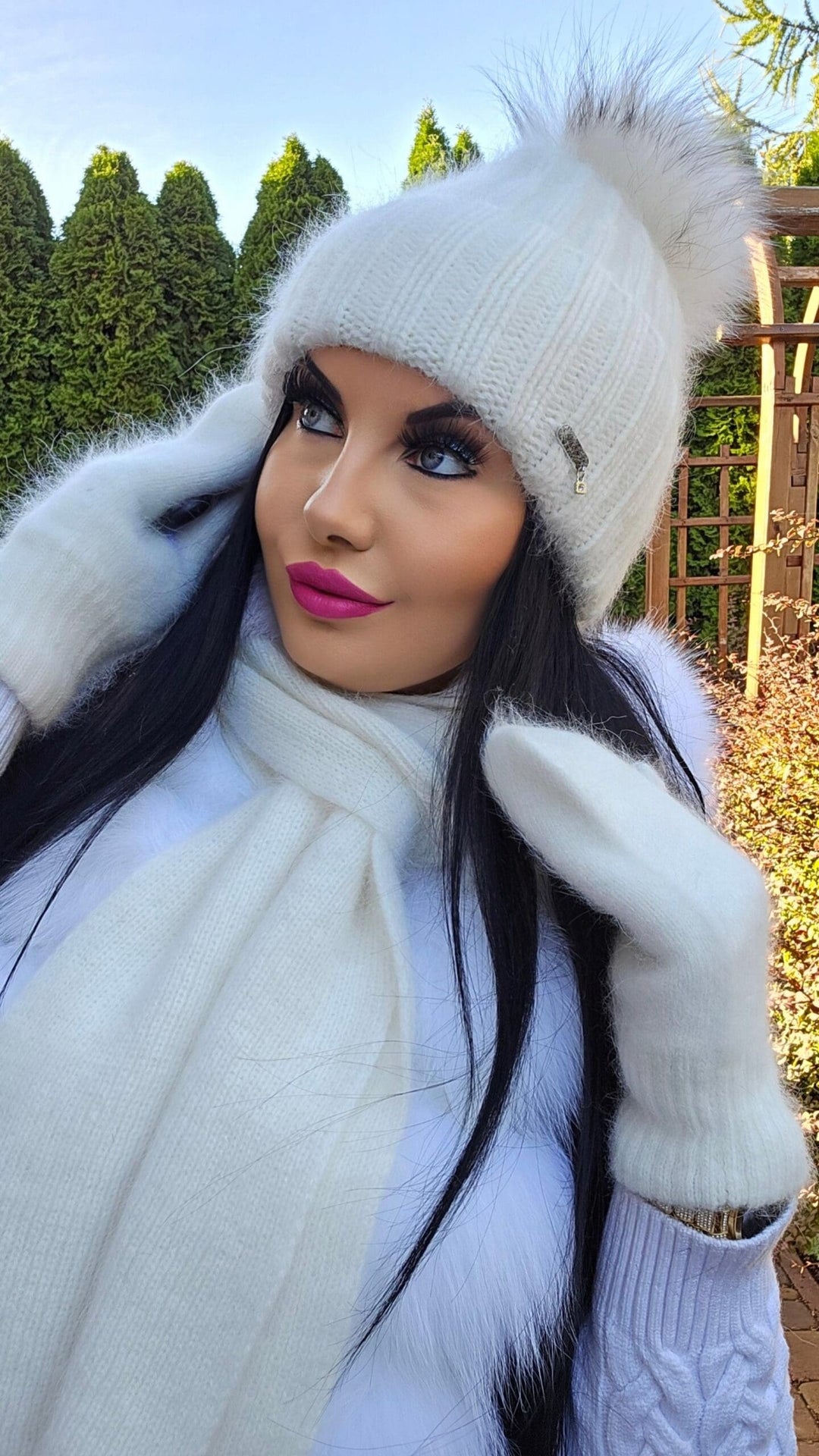 Czapka zimowa JESICA z pomponem narutalnym