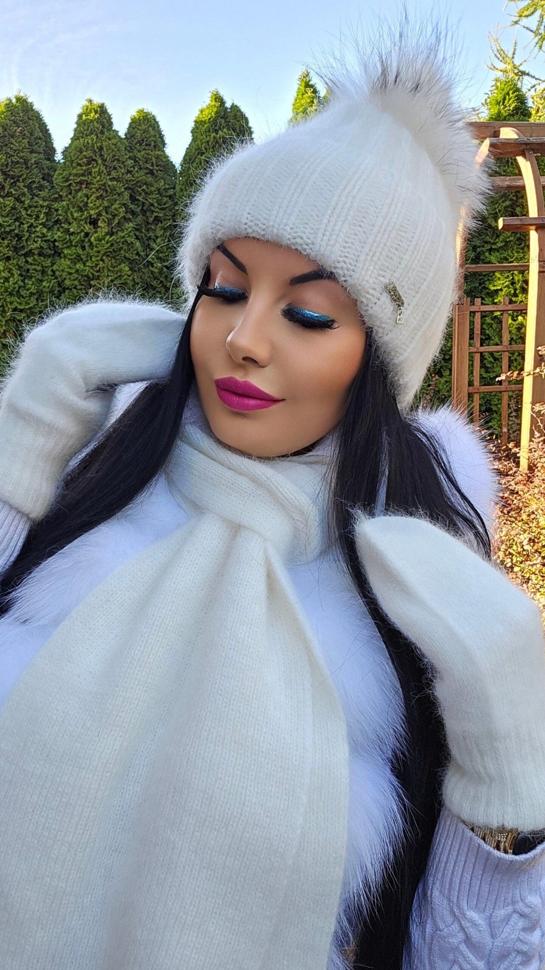 Czapka zimowa JESICA z pomponem narutalnym