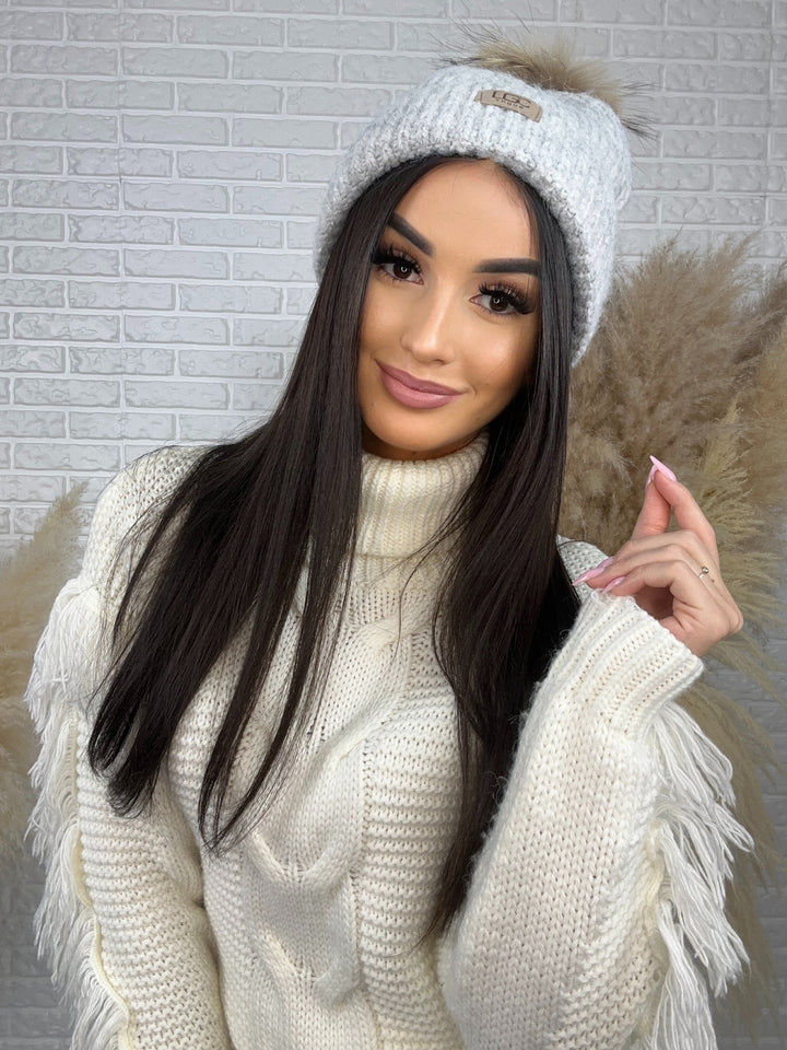 Czapka zimowa LGC - miękka, ciepła, z pomponem