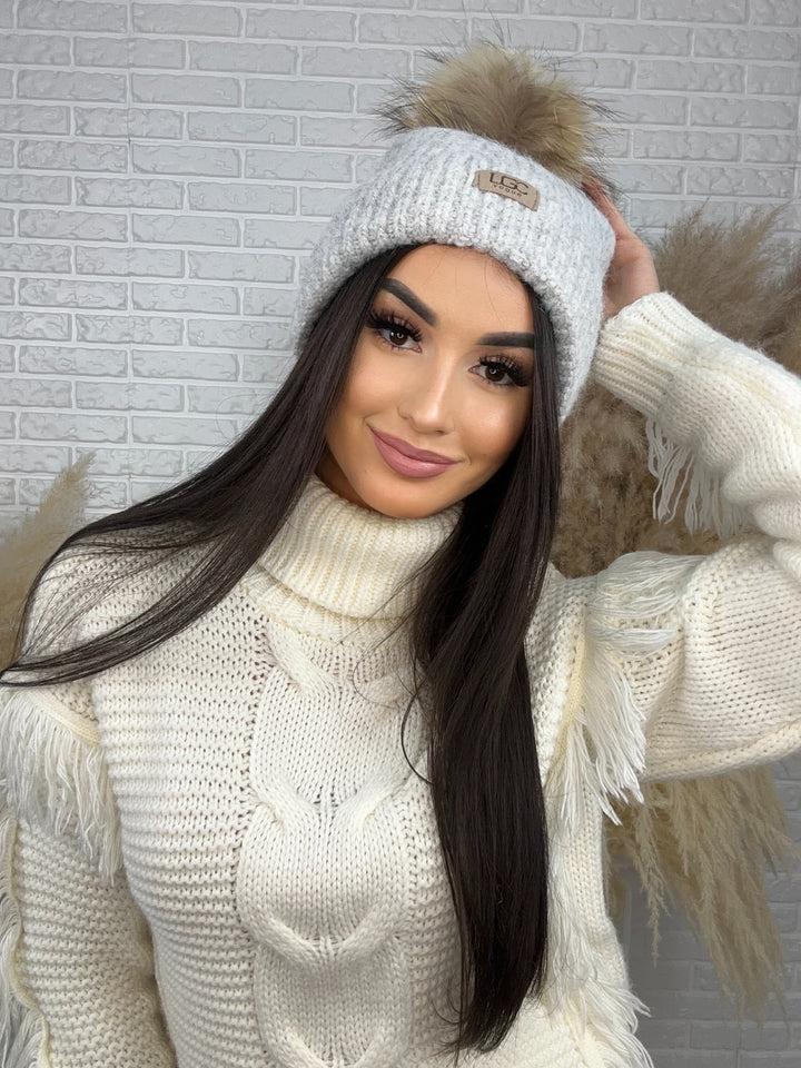 Czapka zimowa LGC - miękka, ciepła, z pomponem