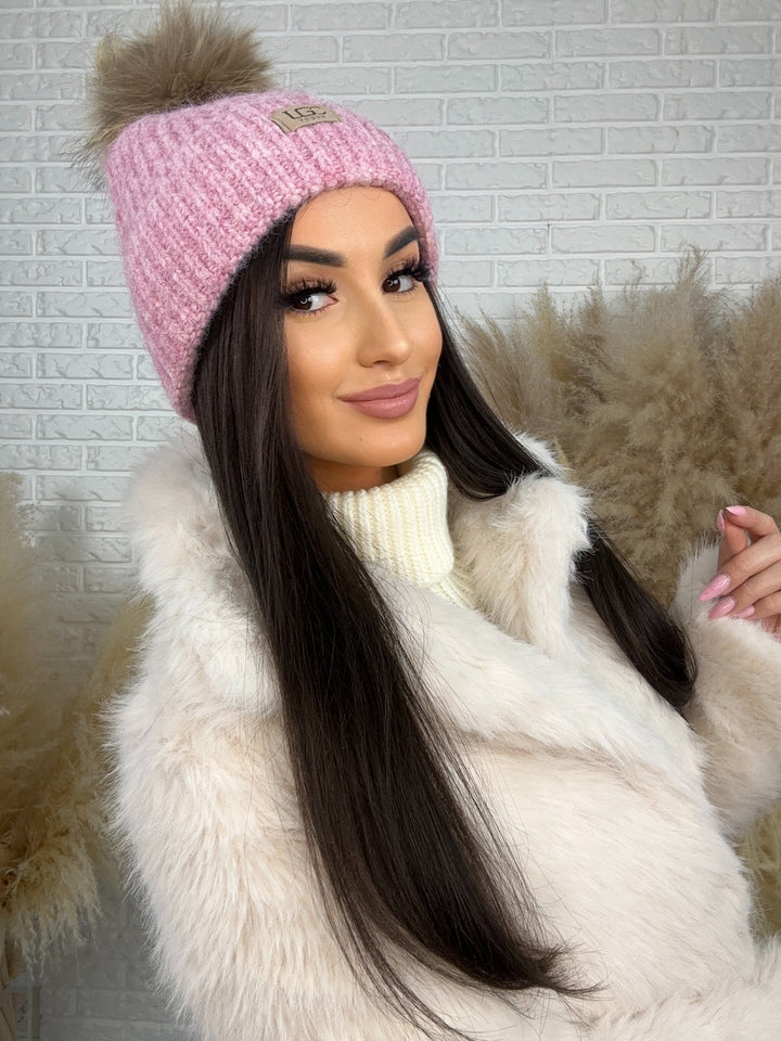 Czapka zimowa LGC - miękka, ciepła, z pomponem