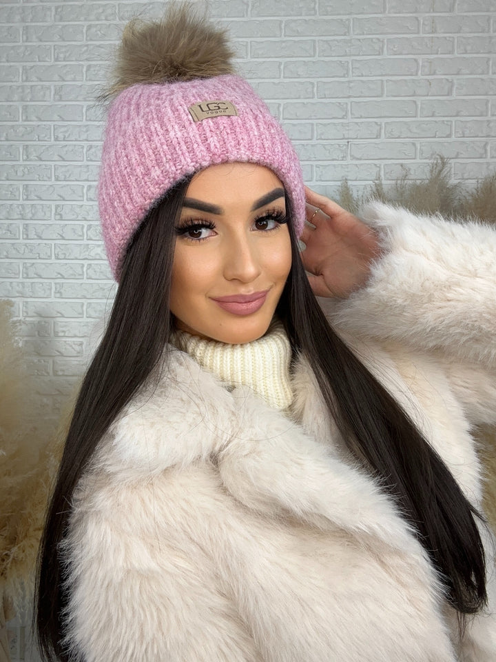 Czapka zimowa LGC - miękka, ciepła, z pomponem