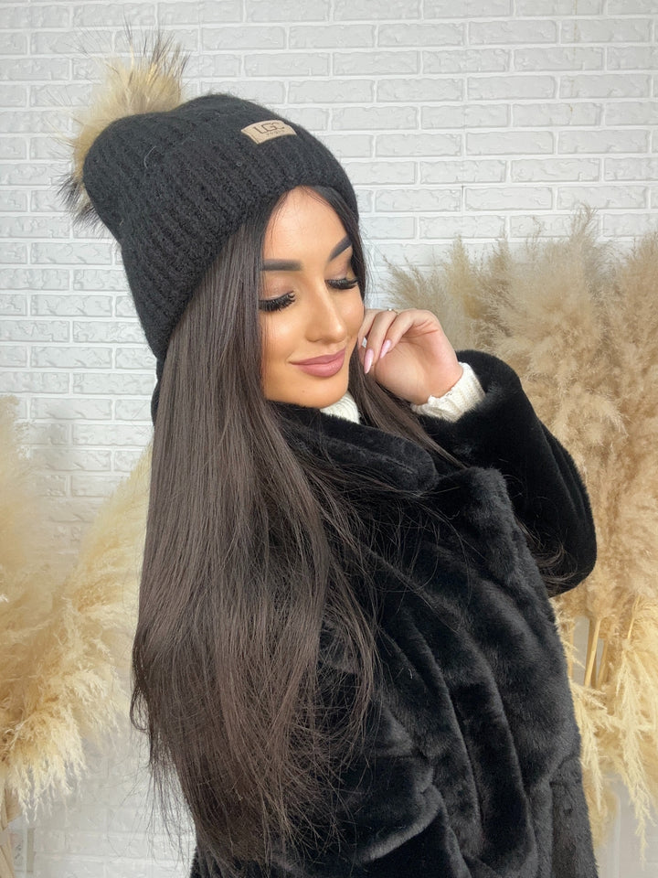 Czapka zimowa LGC - miękka, ciepła, z pomponem