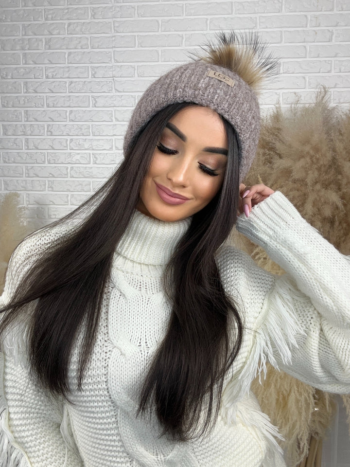 Czapka zimowa LGC - miękka, ciepła, z pomponem