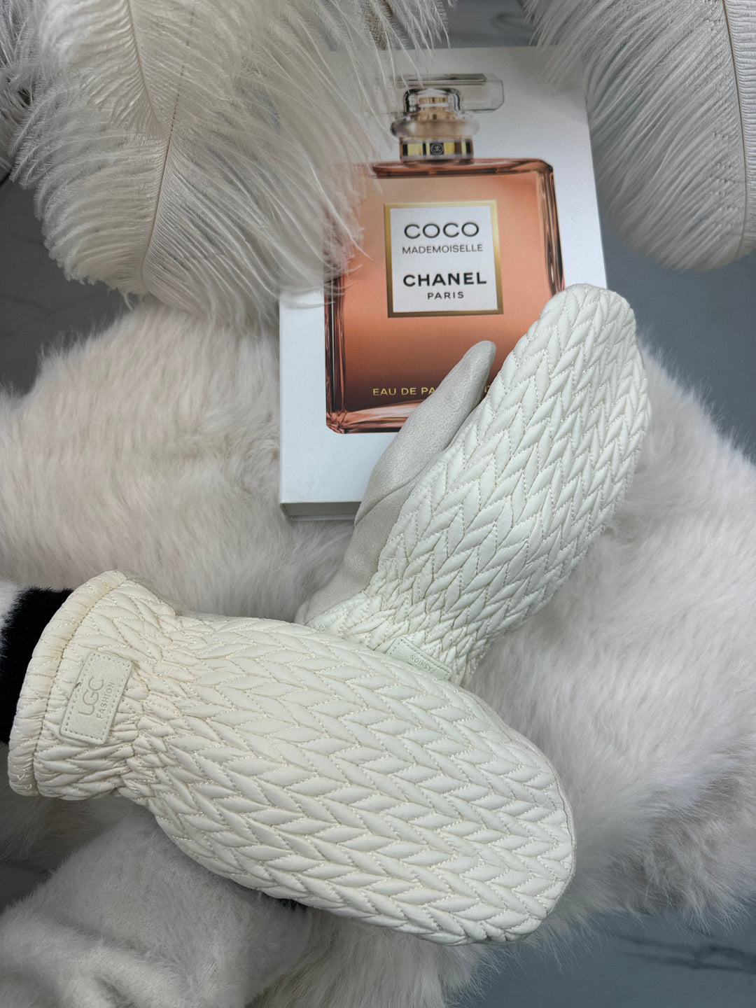 Rękawiczki SANAH - ciepłe, zimowe, materiał pikowany z widoczną strukturą