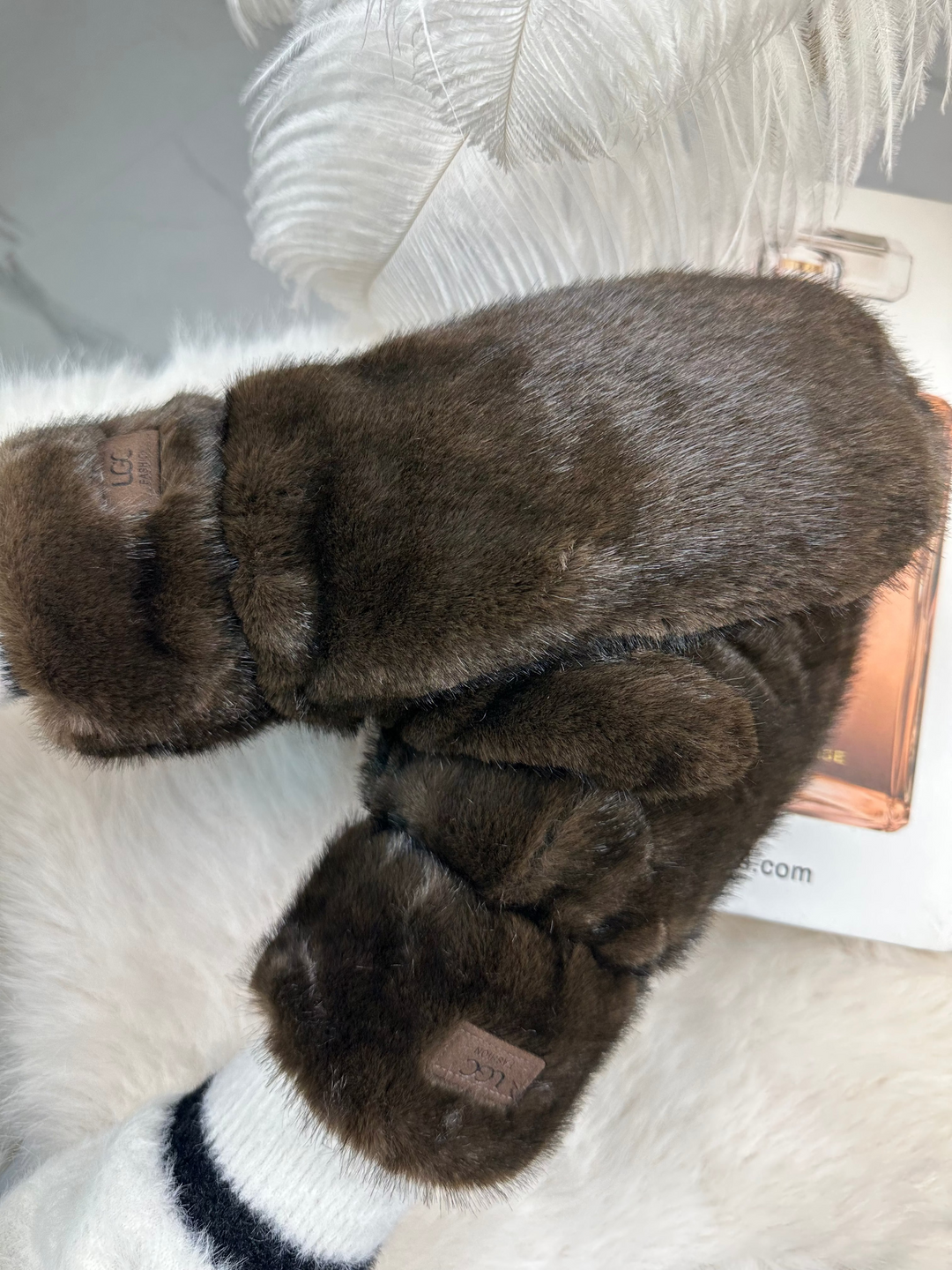 Rękawiczki RICA - zimowe, puchate z długim włosem