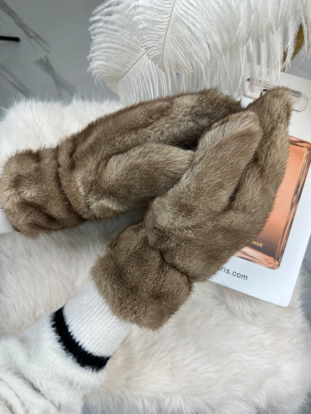 Rękawiczki RICA - zimowe, puchate z długim włosem