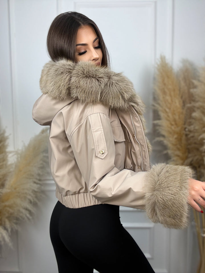 KURTKA CORAL - krótki model z futerkiem