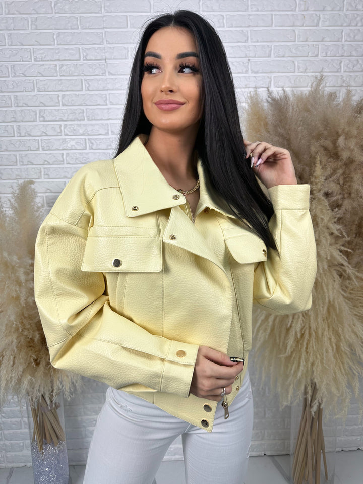 Kurtka wiosenna ANA - model oversize z dużymi kieszeniami