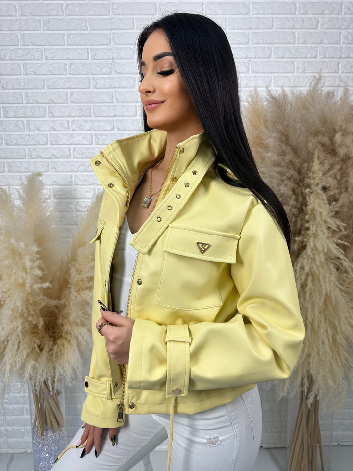 Kurtka VALKIRA - ściągacz w pasie, paski na rękawach