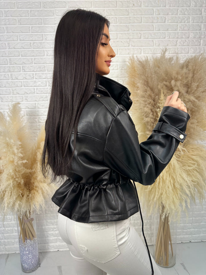 Kurtka VALKIRA - ściągacz w pasie, paski na rękawach