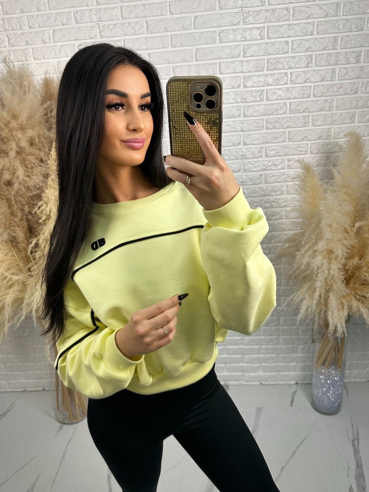 Komplet dresowy LA FEMME - szeroka bluza i leginsy push-up