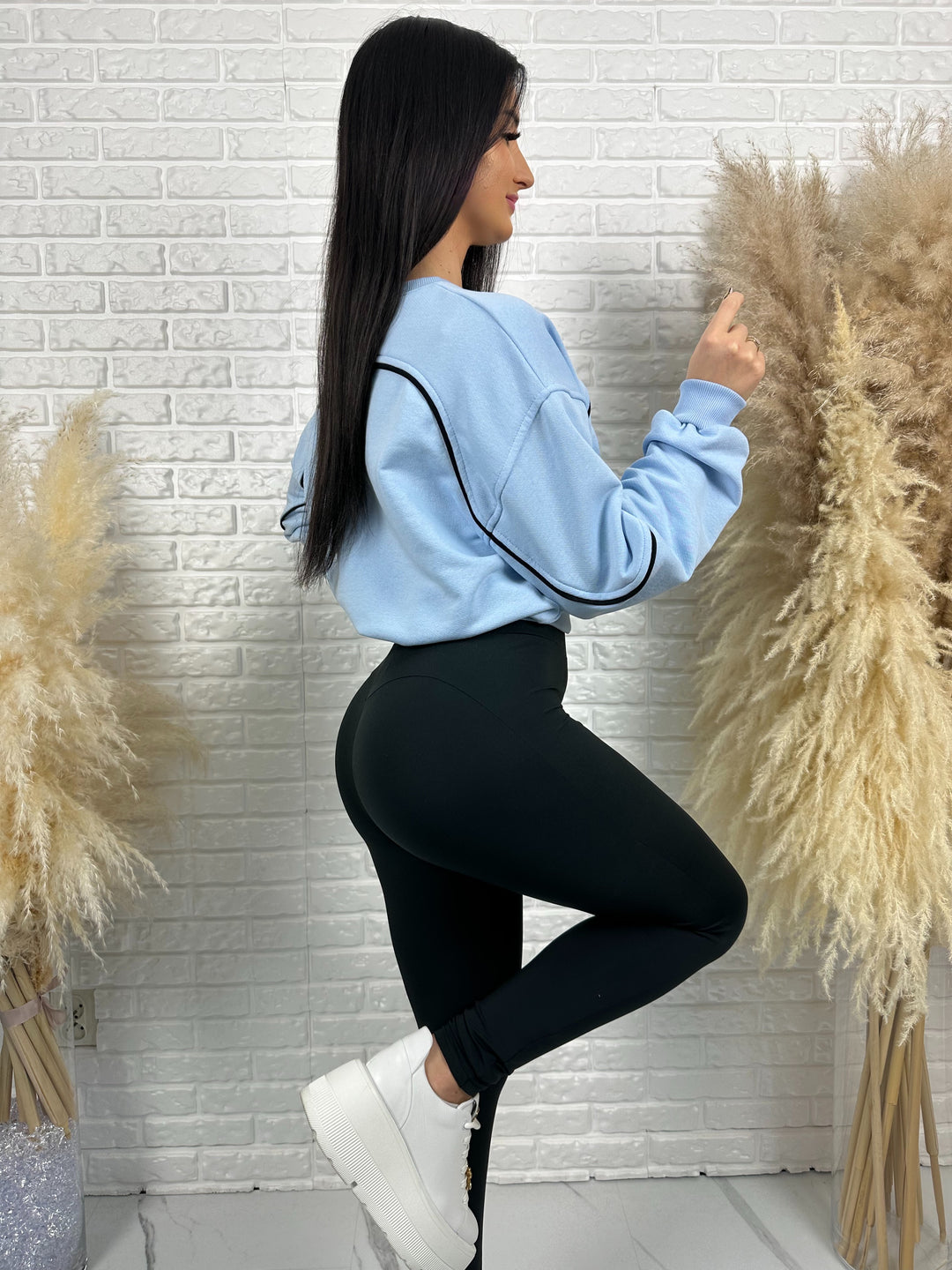 Komplet dresowy LA FEMME - szeroka bluza i leginsy push-up