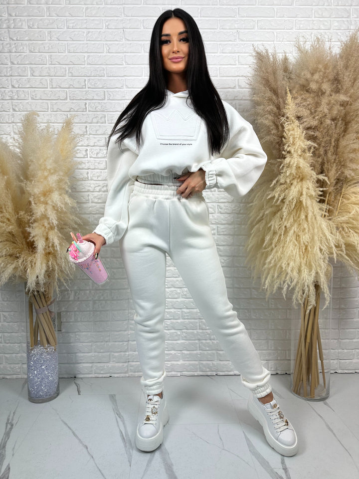 Komplet dresowy QUEEN - dres ocieplany z motywem korony