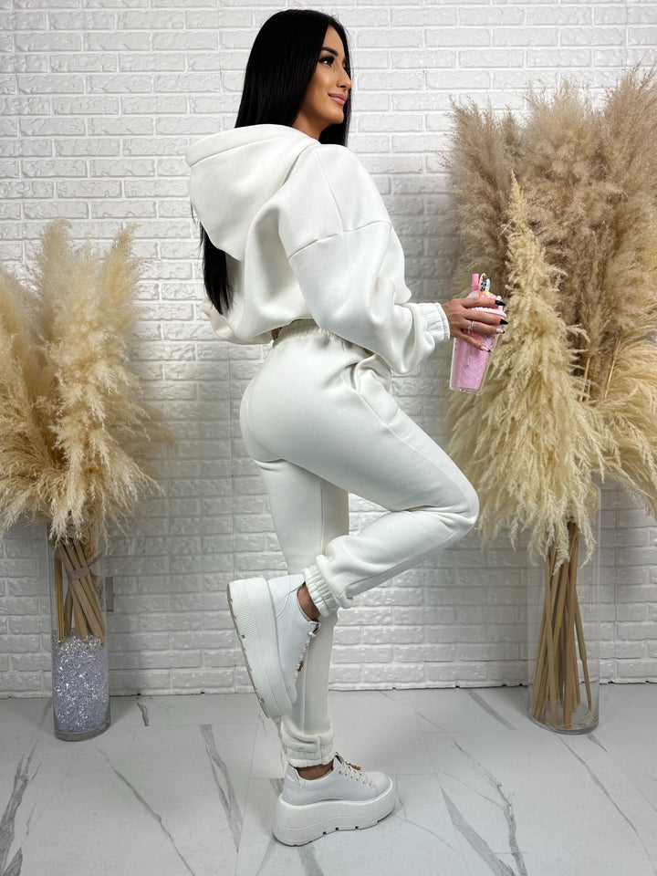 Komplet dresowy QUEEN - dres ocieplany z motywem korony