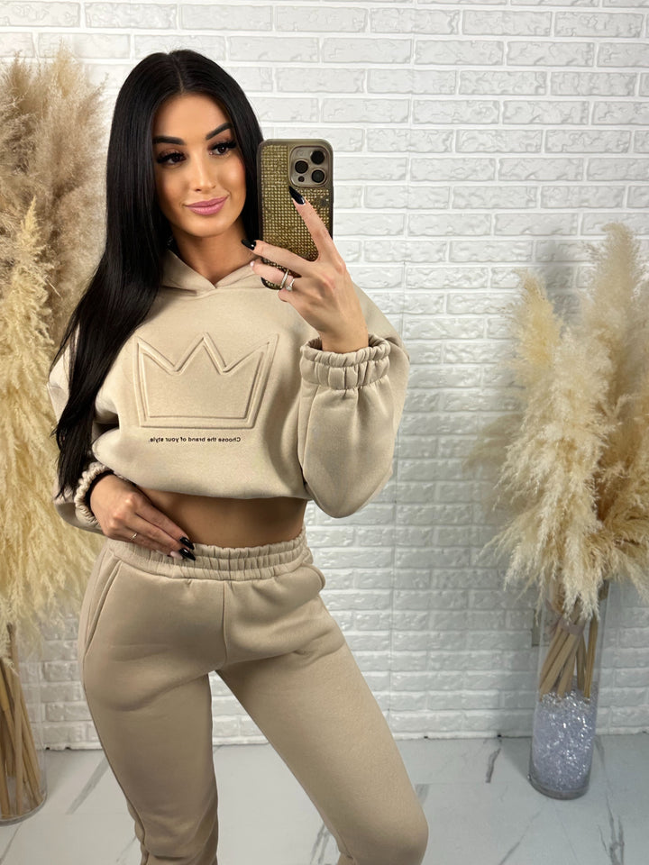 Komplet dresowy QUEEN - dres ocieplany z motywem korony