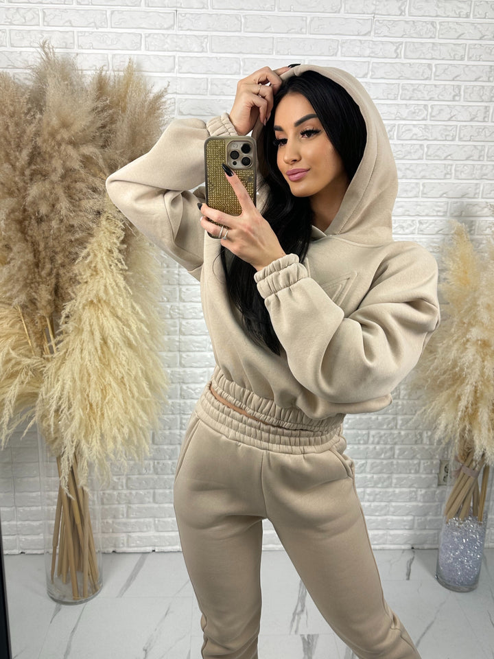 Komplet dresowy QUEEN - dres ocieplany z motywem korony