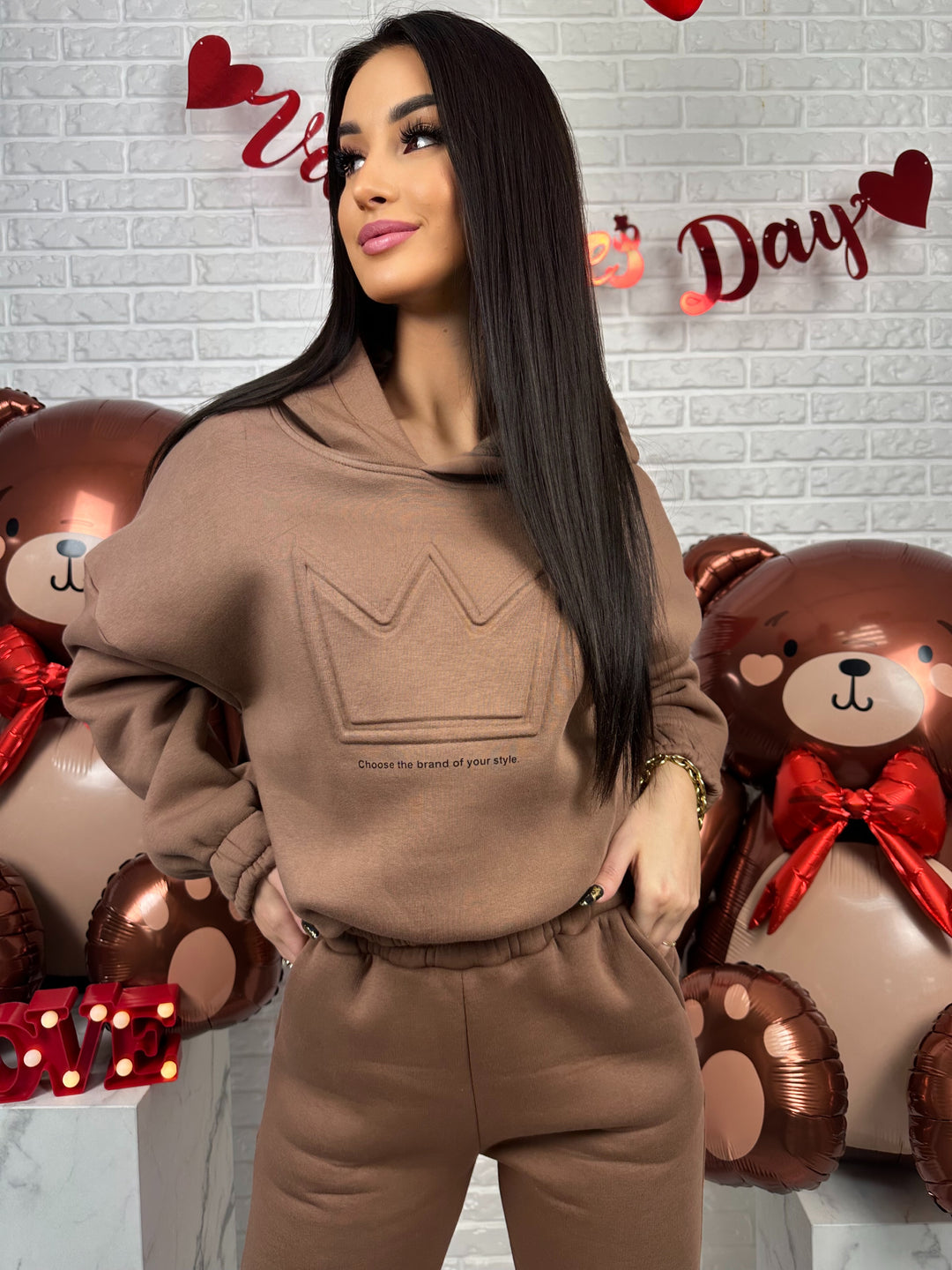 Komplet dresowy QUEEN - dres ocieplany z motywem korony