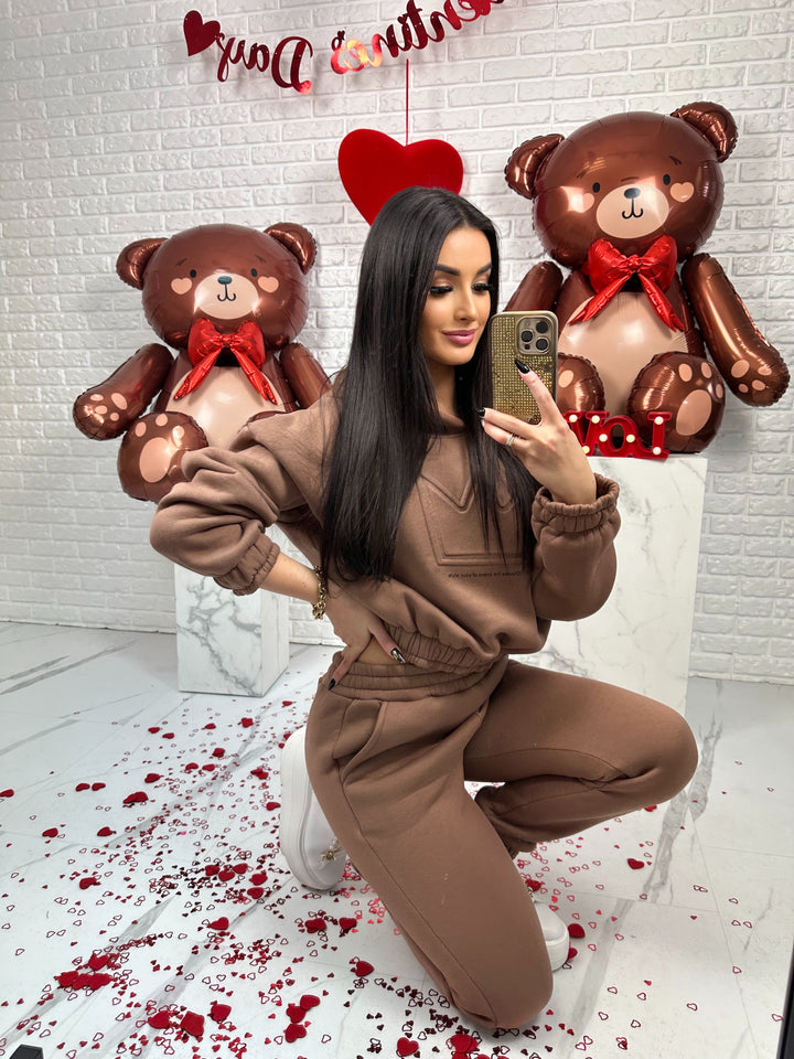 Komplet dresowy QUEEN - dres ocieplany z motywem korony