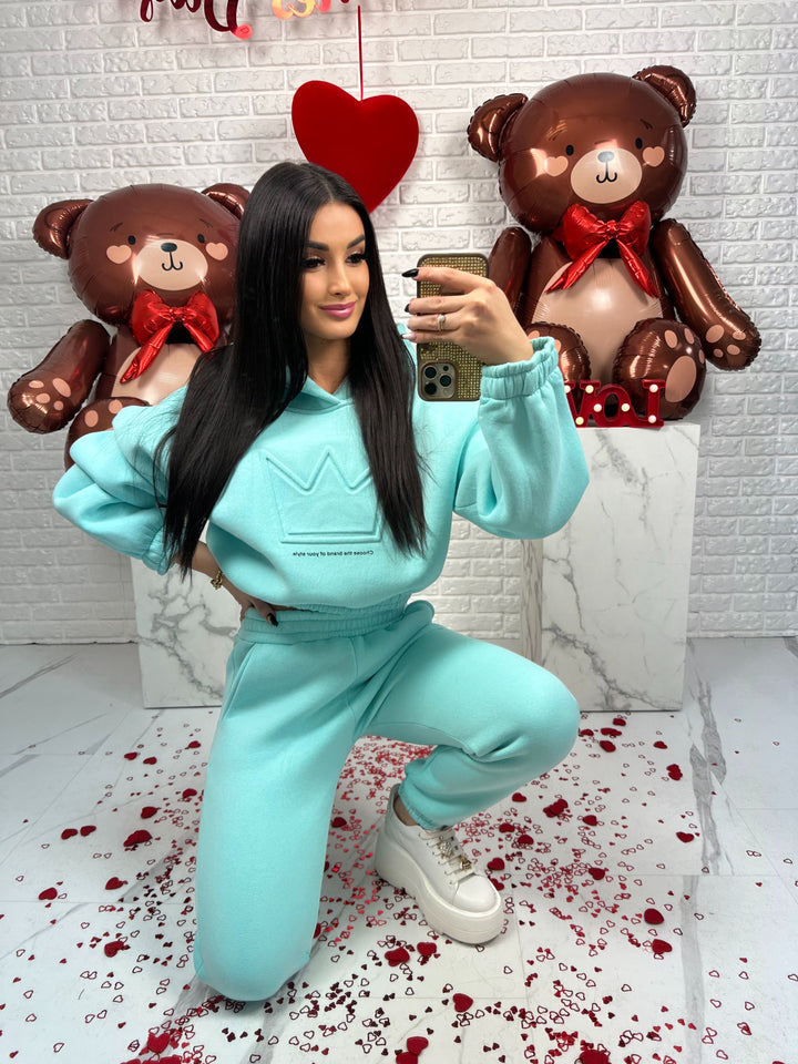 Komplet dresowy QUEEN - dres ocieplany z motywem korony