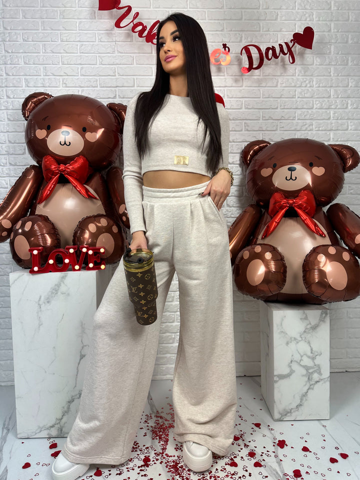 Komplet dresowy VERA - szerokie spodnie i top z długim rękawem