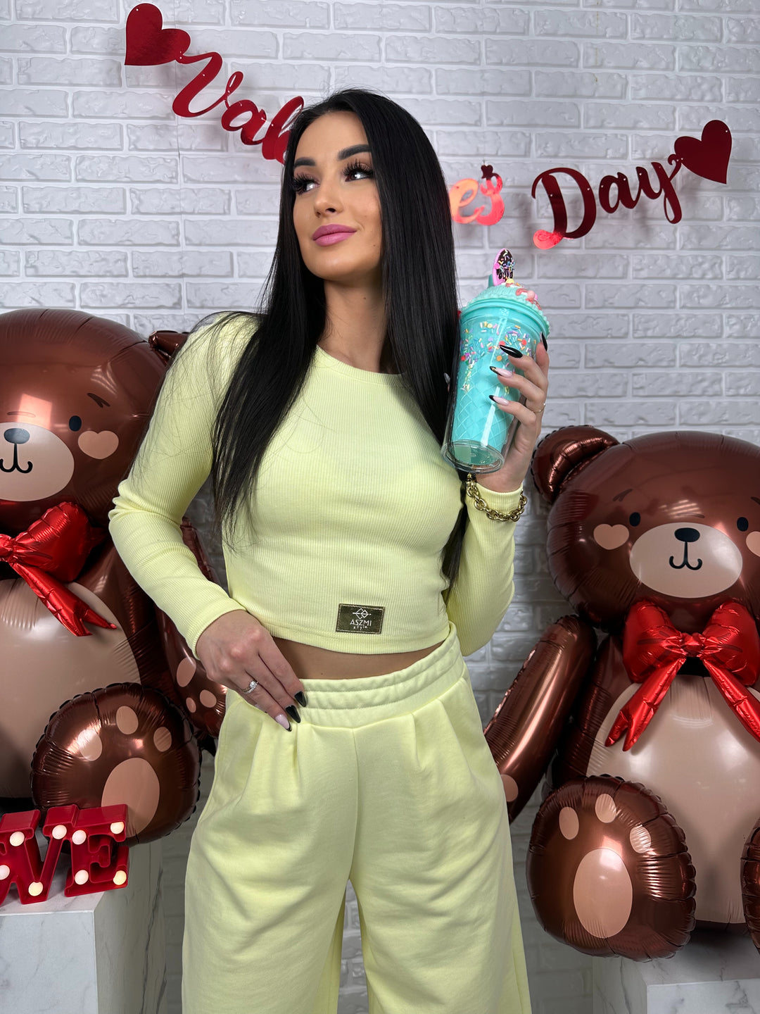 Komplet dresowy VERA - szerokie spodnie i top z długim rękawem