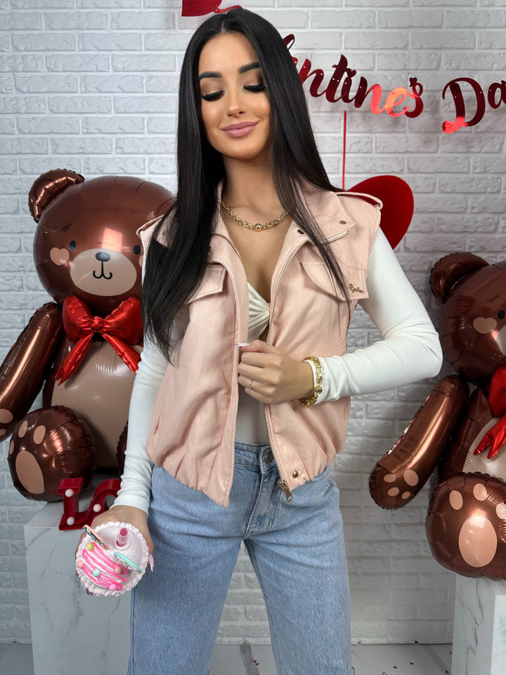 Kamizelka FLORA - modny fason wykonany z eco skóry