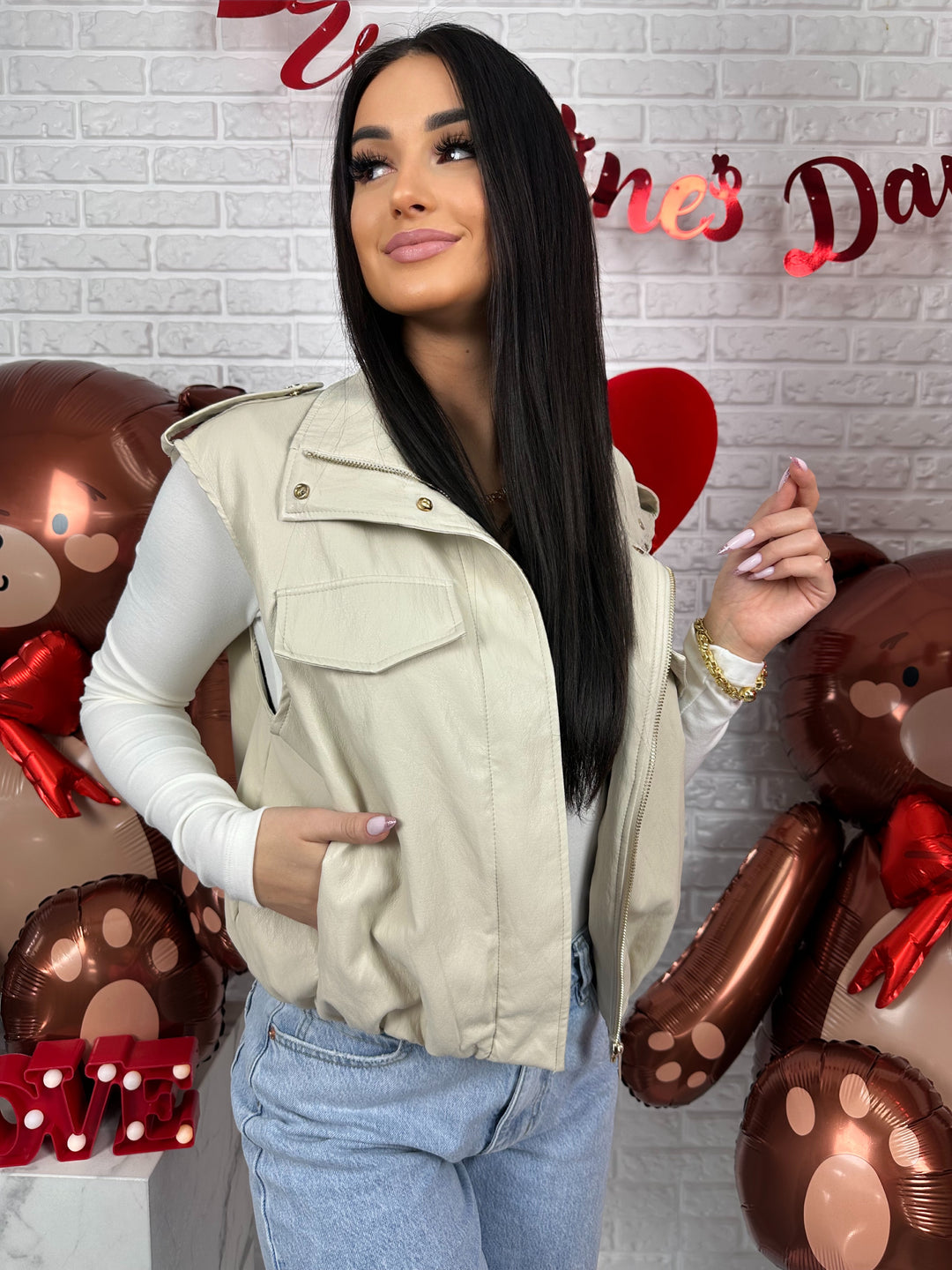 Kamizelka FLORA - modny fason wykonany z eco skóry