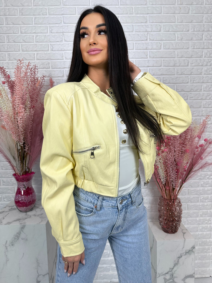 Kurtka MARIANNA - bomberka z ekoskóry, stójka i duże kieszenie