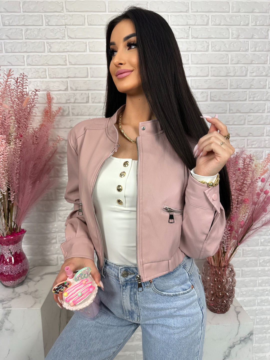 Kurtka MARIANNA - bomberka z ekoskóry, stójka i duże kieszenie