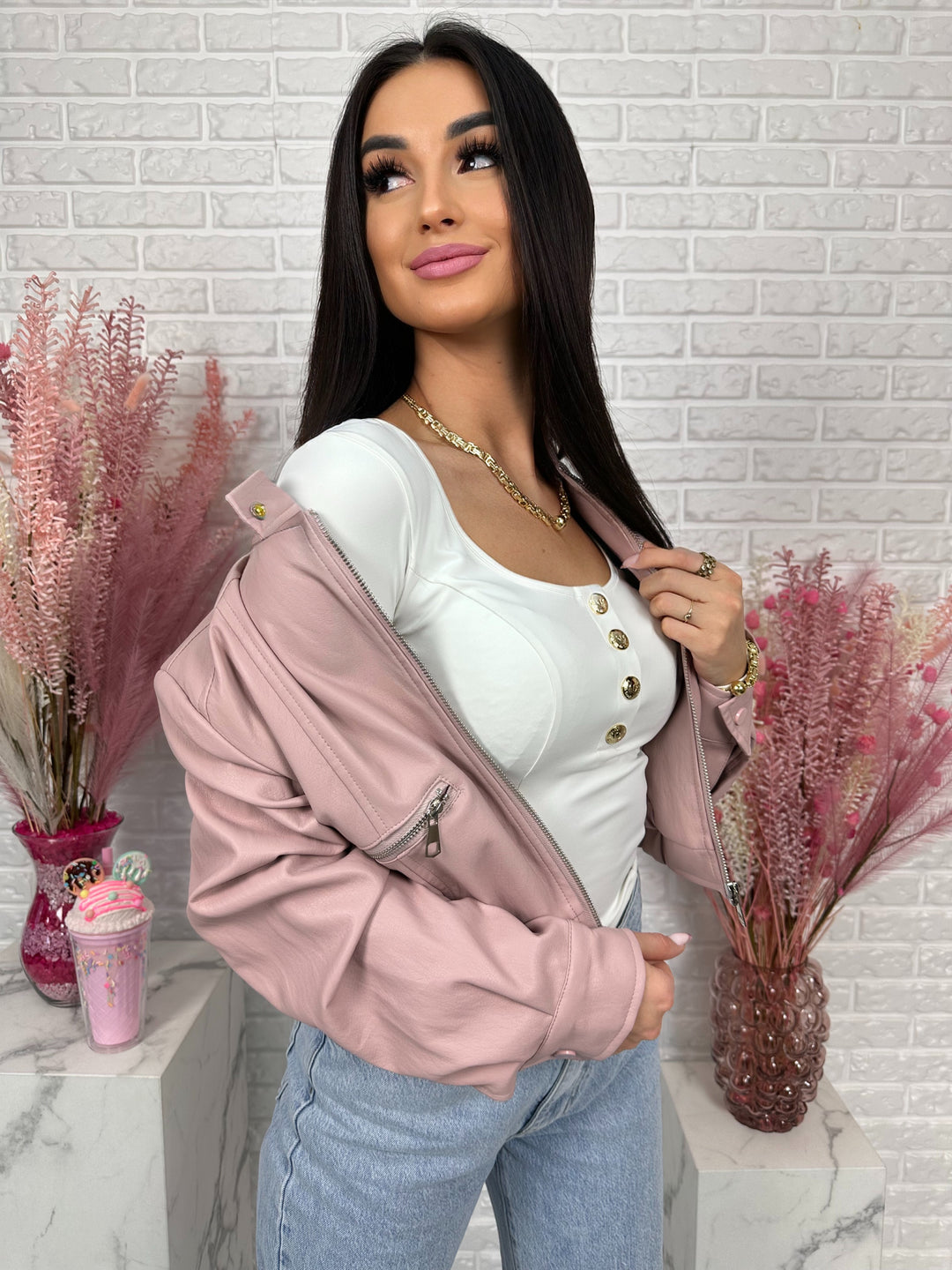 Kurtka MARIANNA - bomberka z ekoskóry, stójka i duże kieszenie