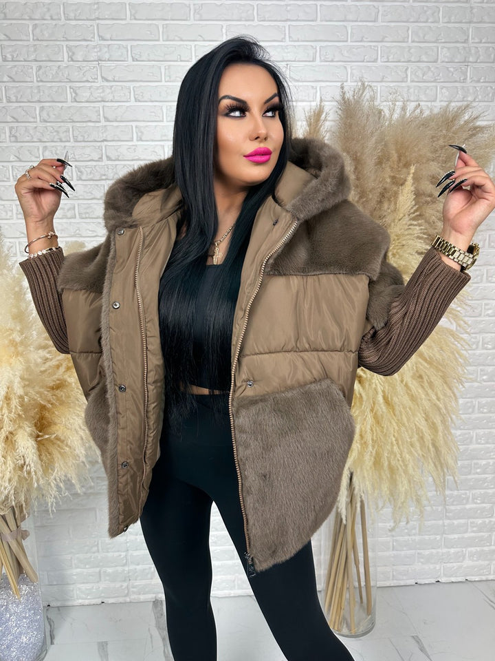 Kurtka NIETOPERZ oversize – futrzany kaptur, modna zimowa kurtka brązowa
