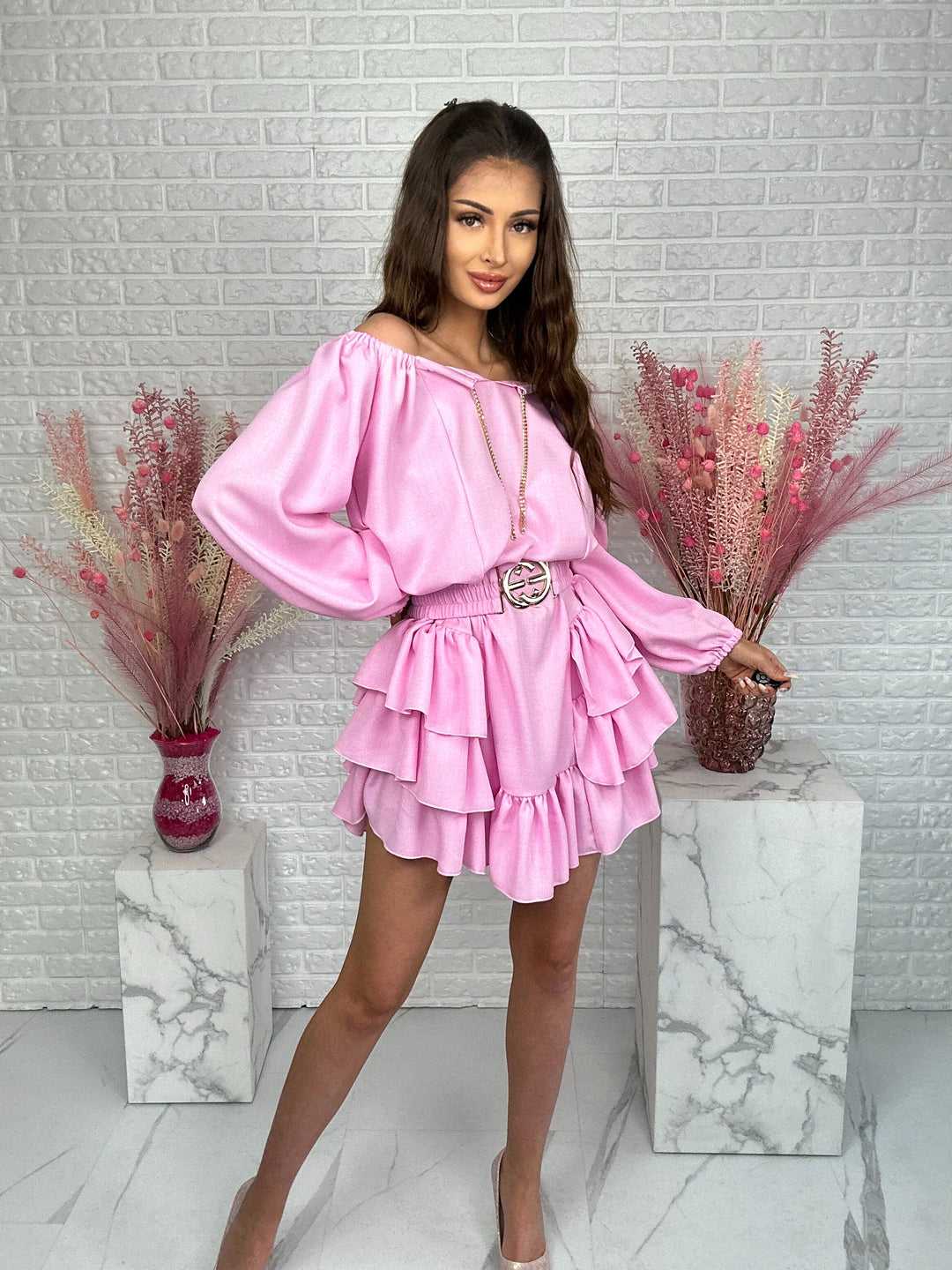 Sukienka ARIANA – romantyczna kobiecość z nutą glamour