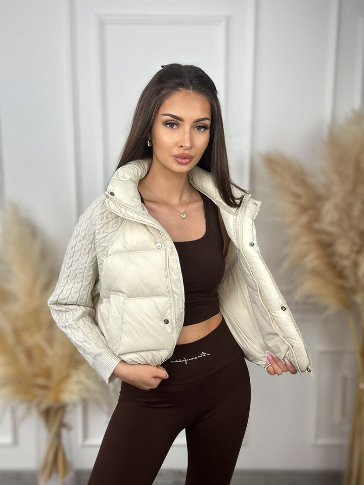 KURTKA LORENA - pikowana z dzianinowymi rękawkami