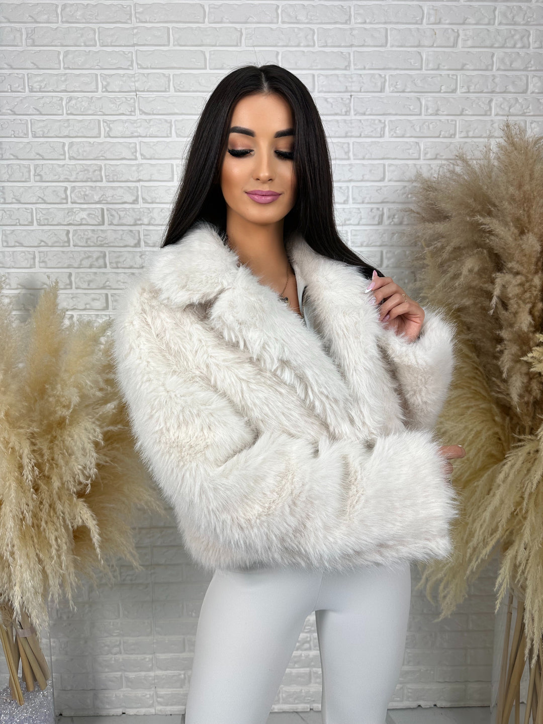 Kurtka HELLO - futerko ekologiczne z kołnieżem