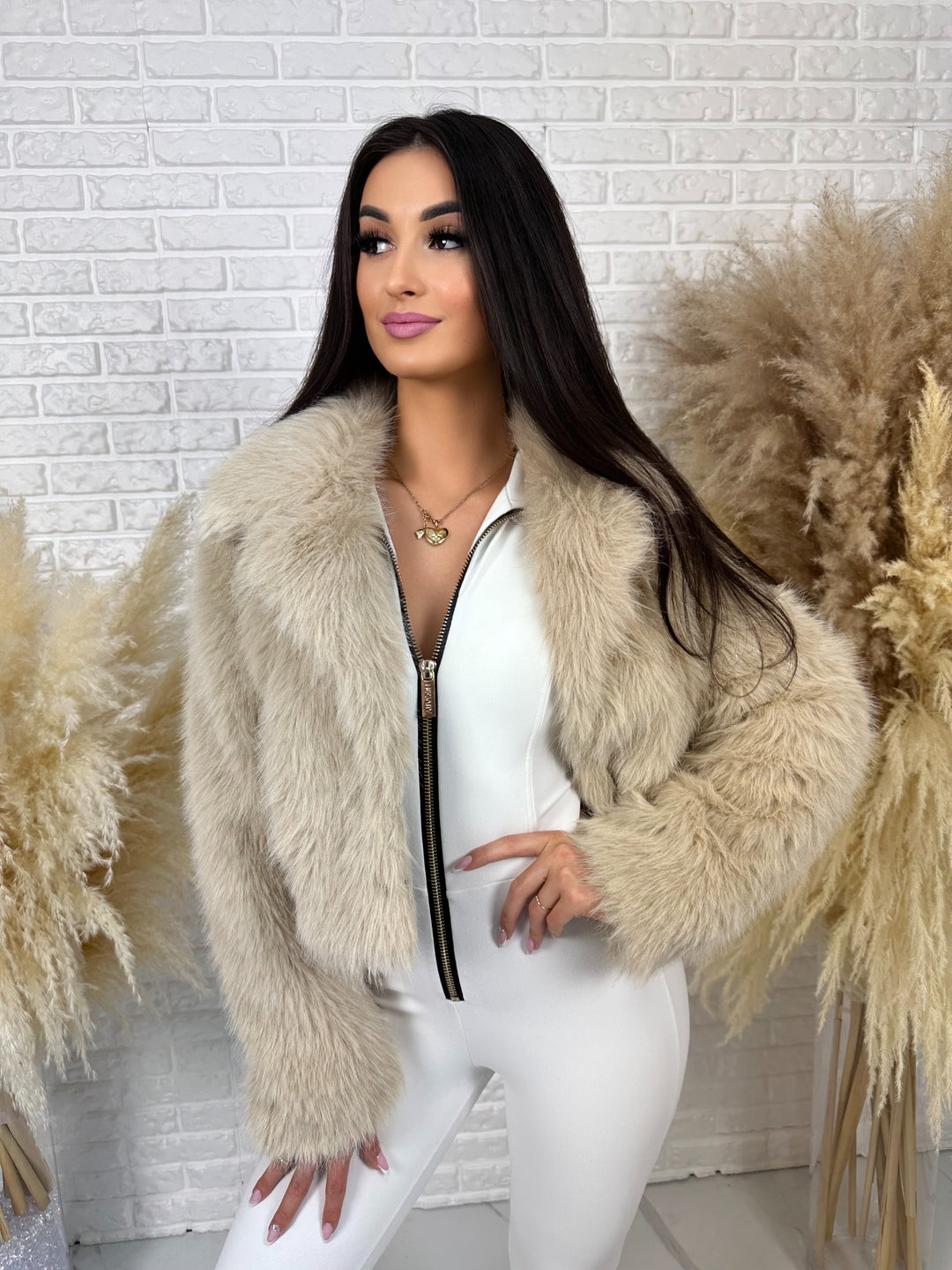 Kurtka HELLO - futerko ekologiczne z kołnieżem