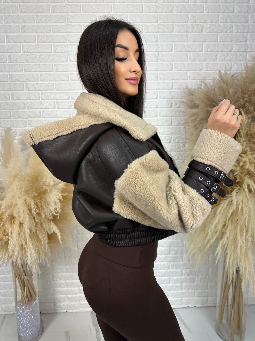 Kurtka LORENZ - jesienny kożuszek, bomberka z kapturem