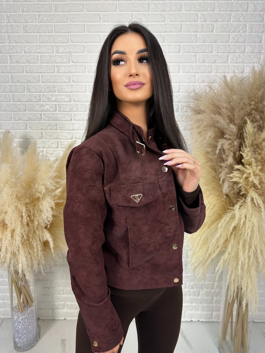 Kurtka DAKOTA - zamszowa ramoneska ze stójką i złotymi dodatkami