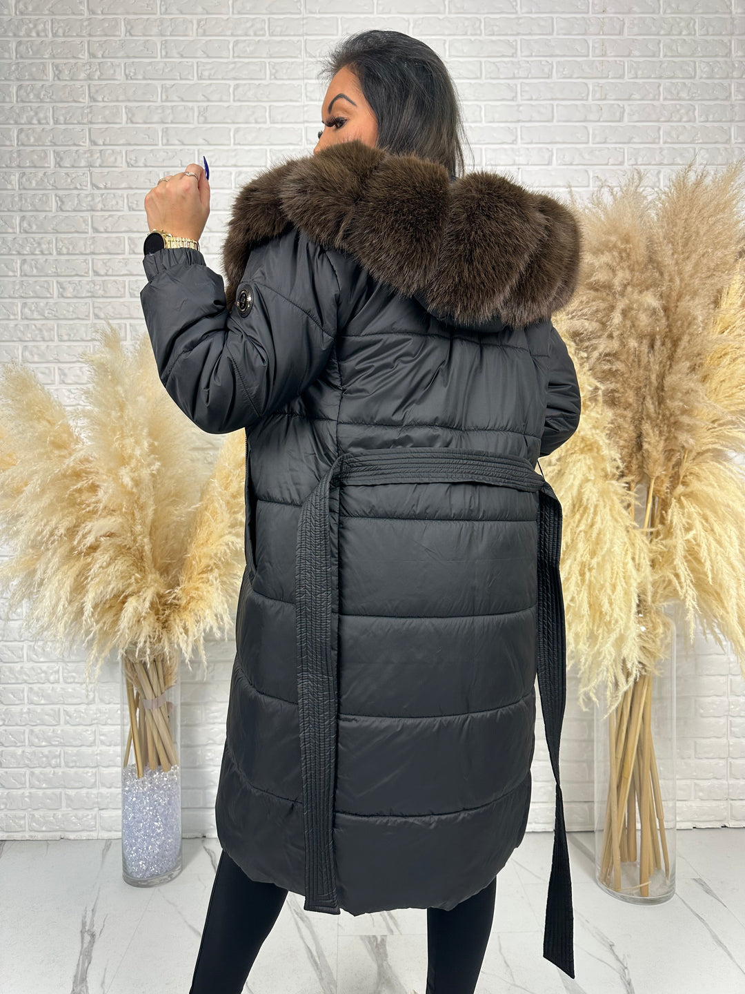 Kurtka zimowa AMBER - długa kurtka z futerkiem przy kapturze