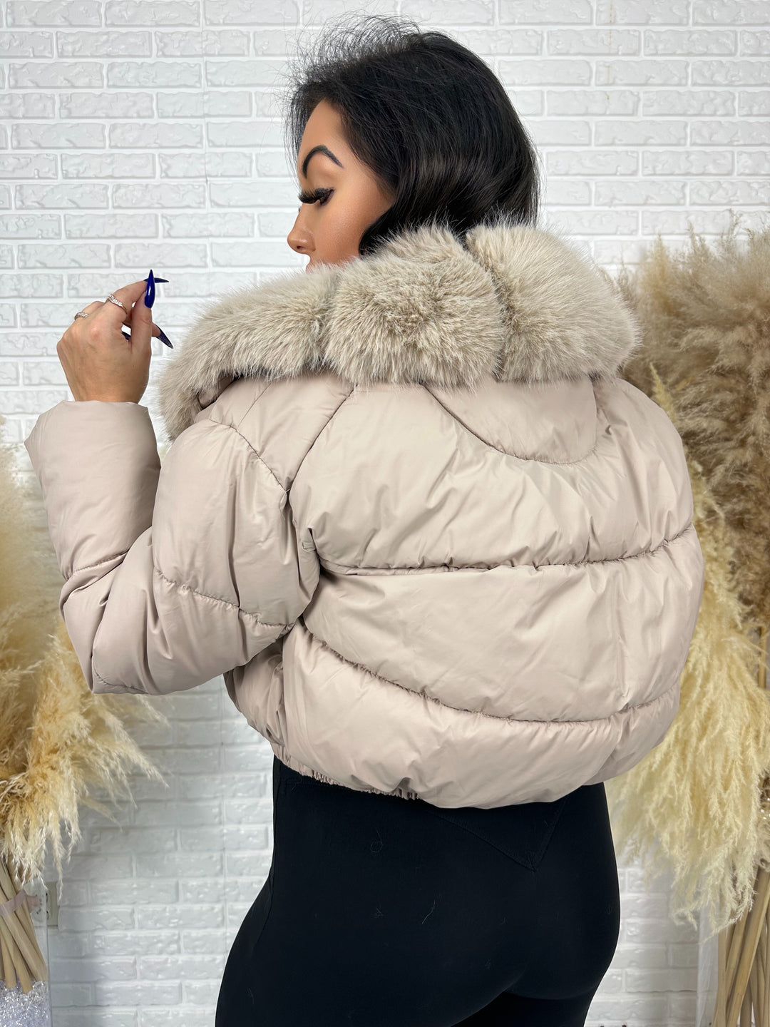 Kurtka NOTHING bomberka z futerkiem