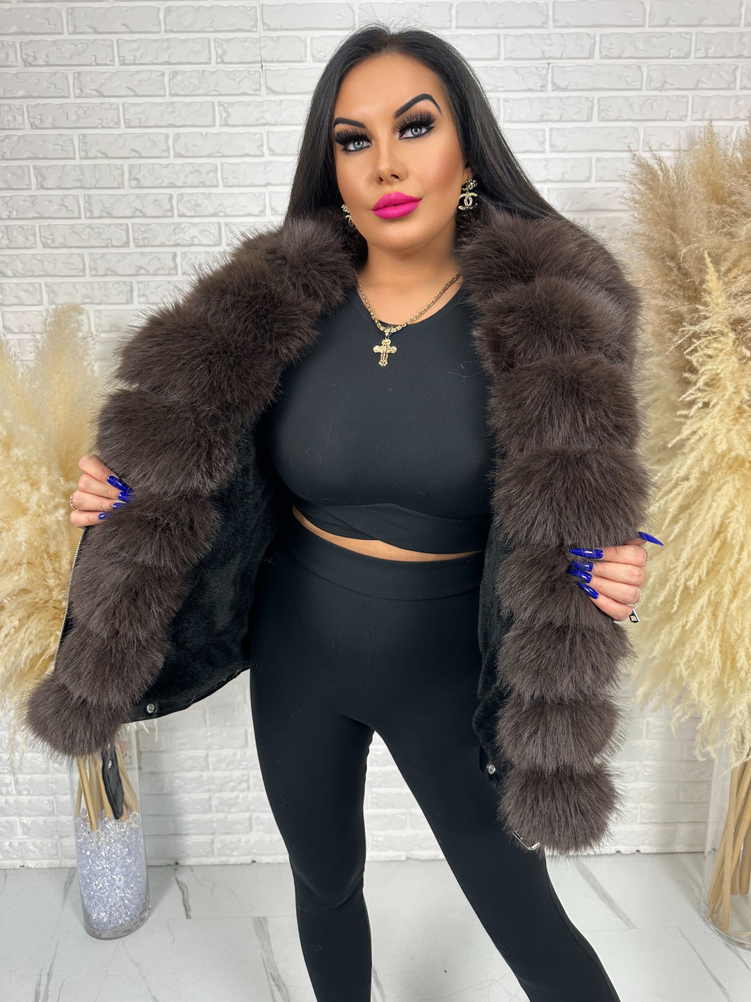 Kurtka WINTER LUX - ocieplana w środku z dużym futerkiem