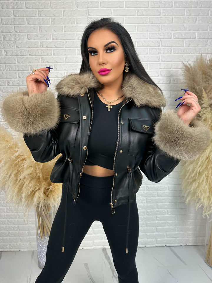 Kurtka GLAM HIDE - ocieplona kożuszkiem, rękawy i kołnierz z futerkiem